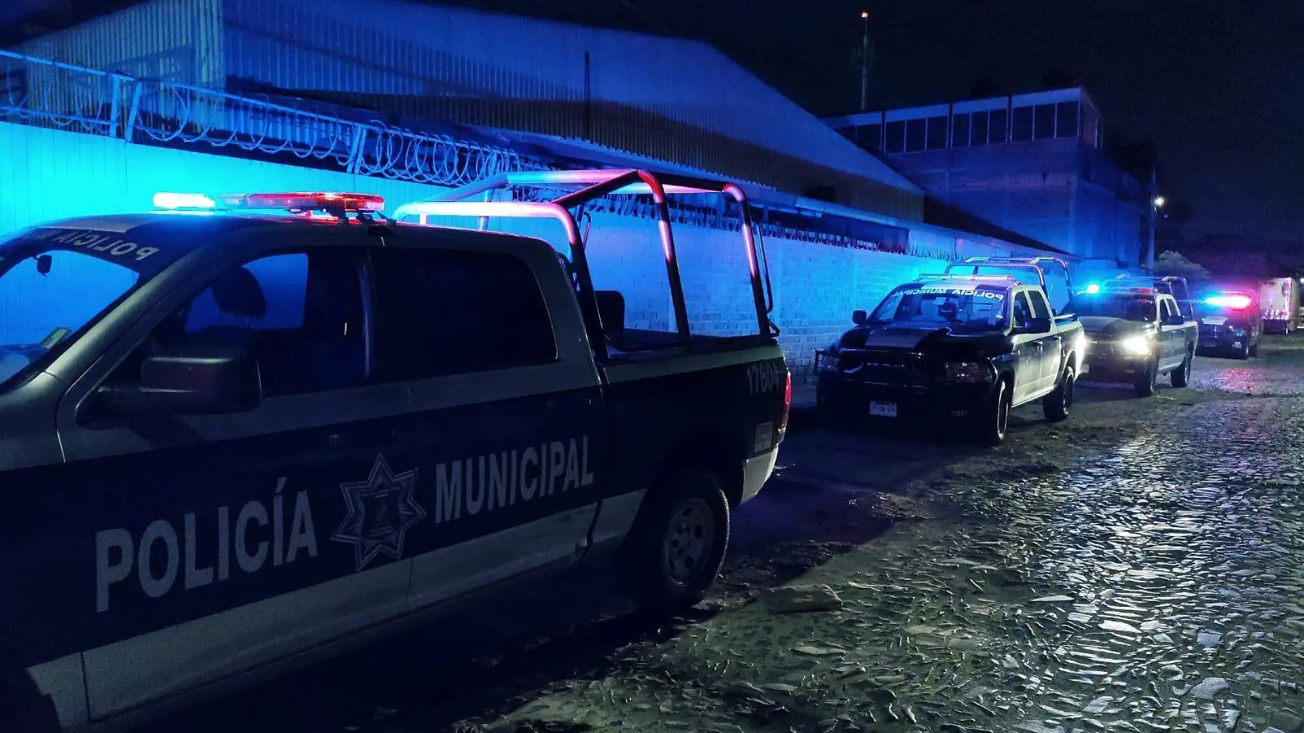 Atacan a balazos a policía de Tlaquepaque